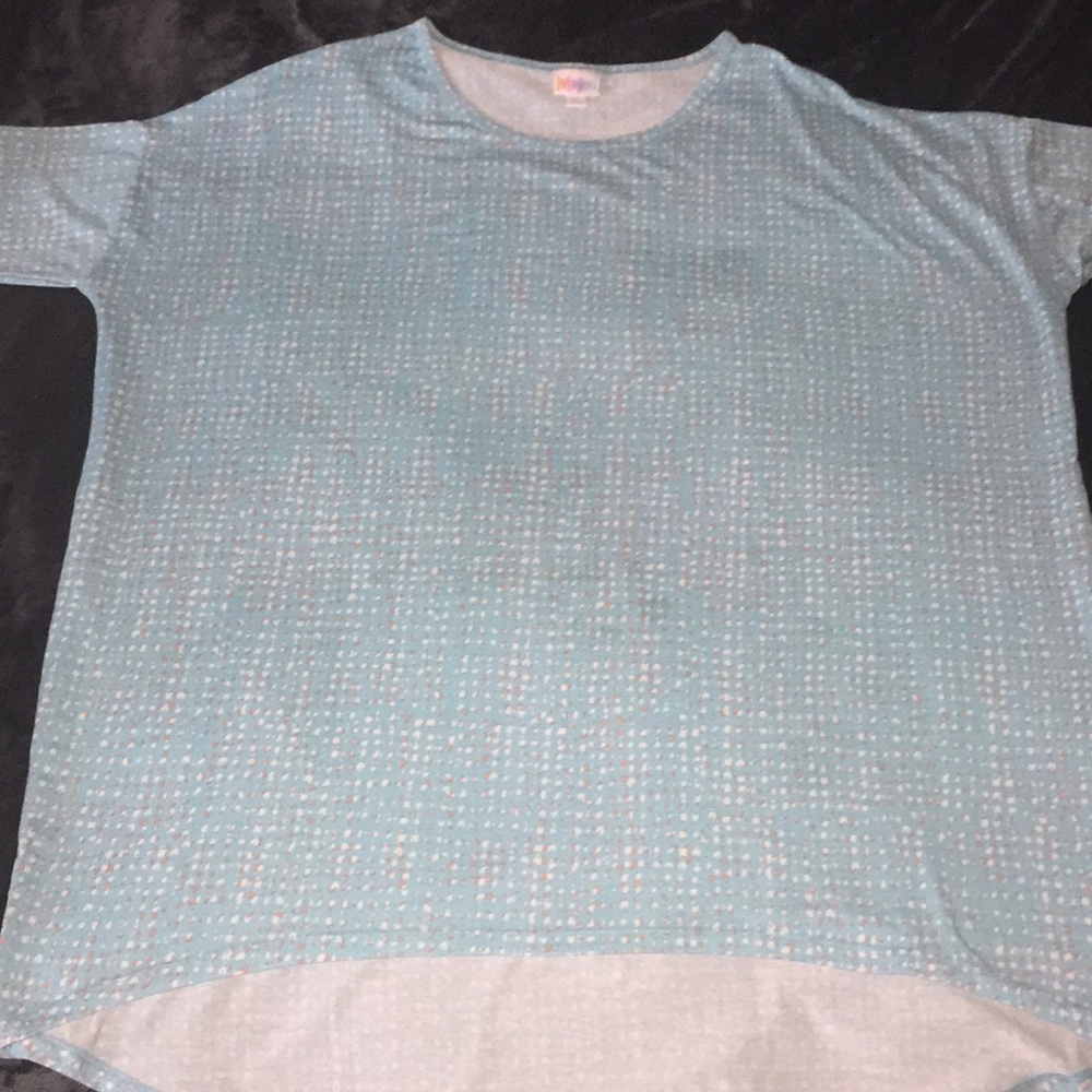 LulaRoe- Irma top
